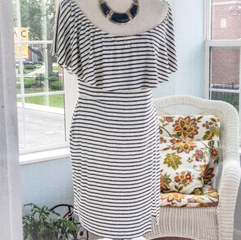 Lovers & Friends Navy & White XL Midi Dress